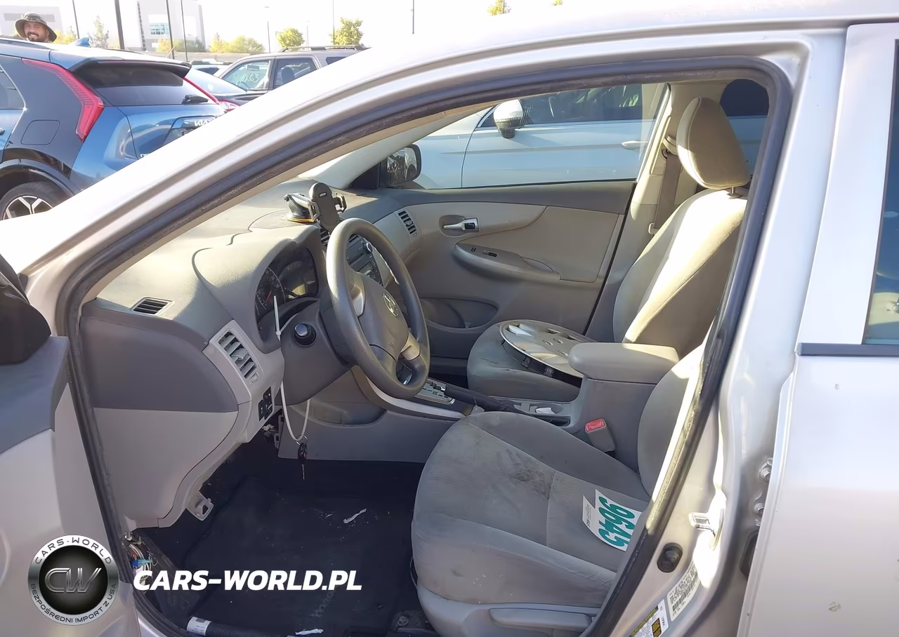 2010 Toyota Corolla Le VIN:1NXBU4EE1AZ191703 - 5
