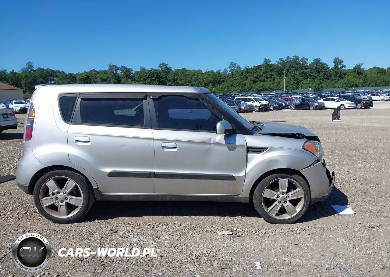2010 Kia Soul Sport VIN:KNDJT2A23A7050620 - 13