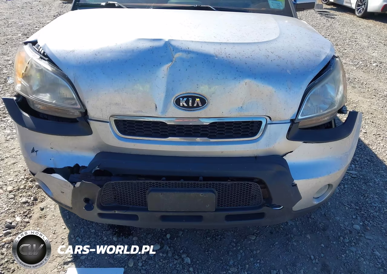 2010 Kia Soul Sport VIN:KNDJT2A23A7050620 - 6