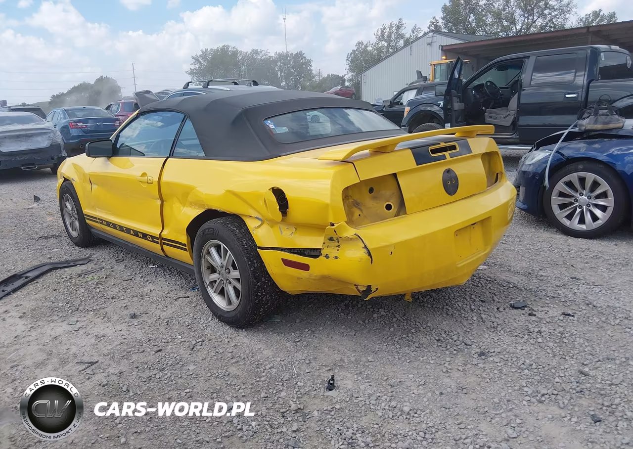 2006 Ford Mustang V6 VIN:1ZVFT84N965110575 - 3