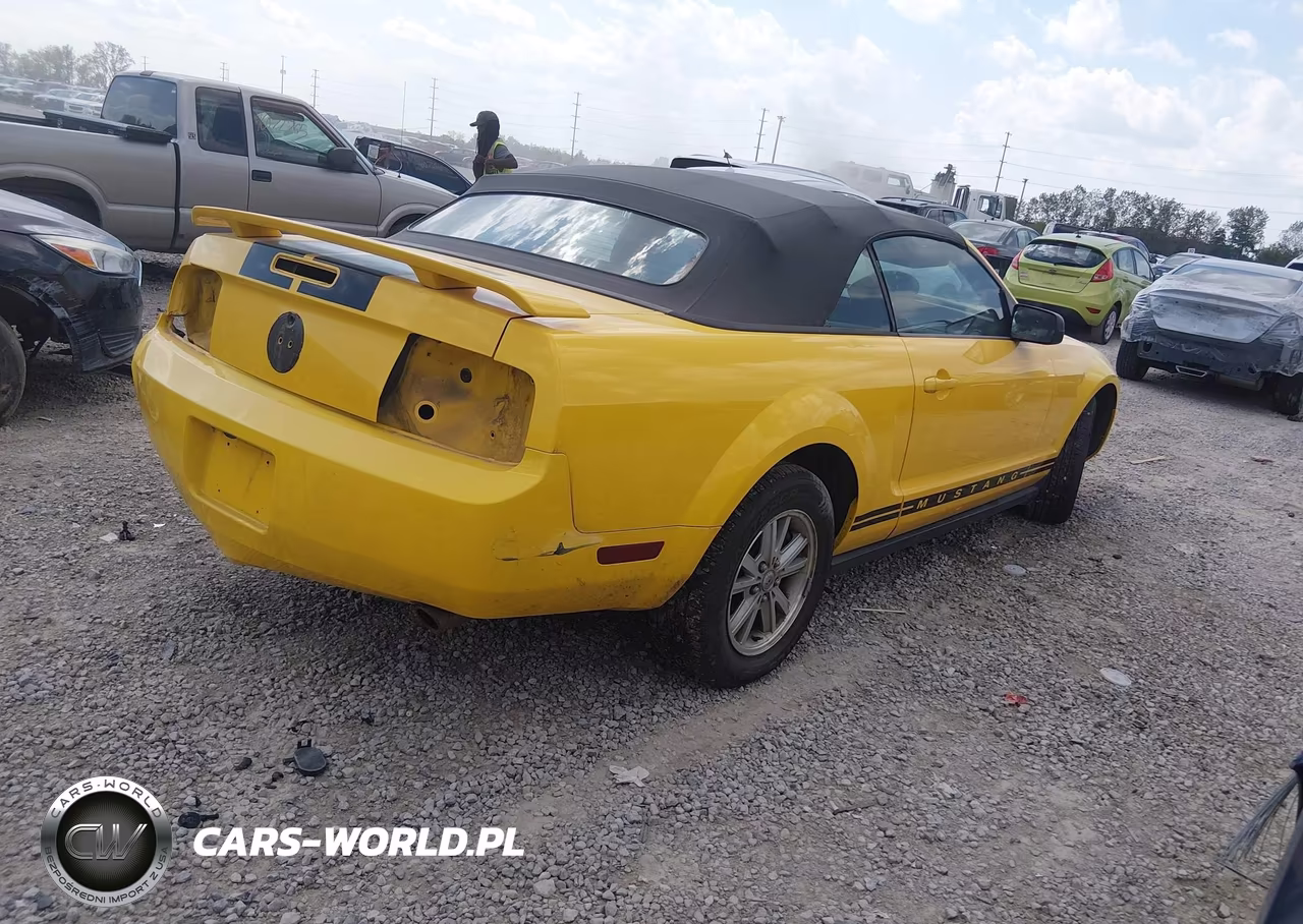 2006 Ford Mustang V6 VIN:1ZVFT84N965110575 - 4