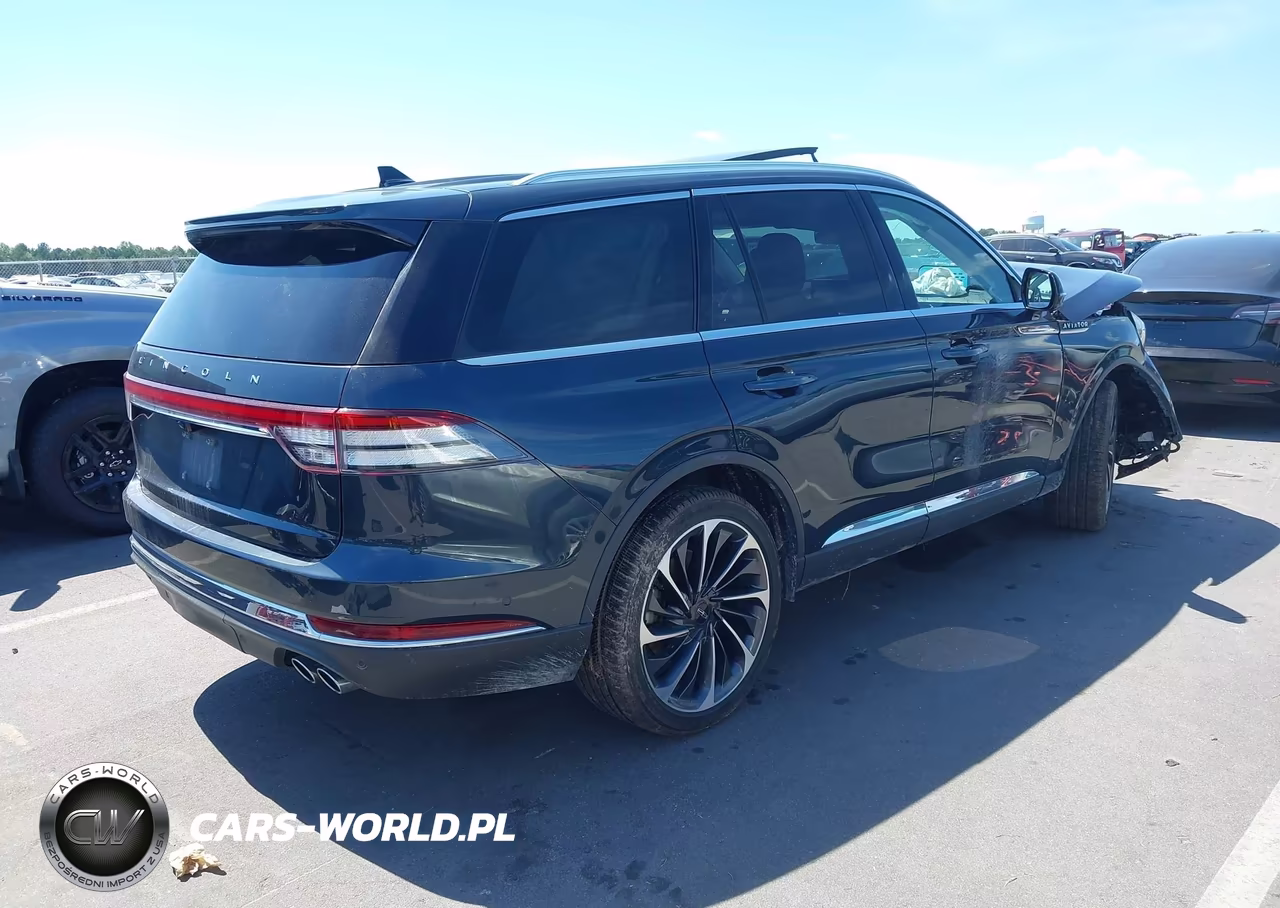 2023 Lincoln Aviator Reserve VIN:5LM5J7XC8PGL29244 - 4