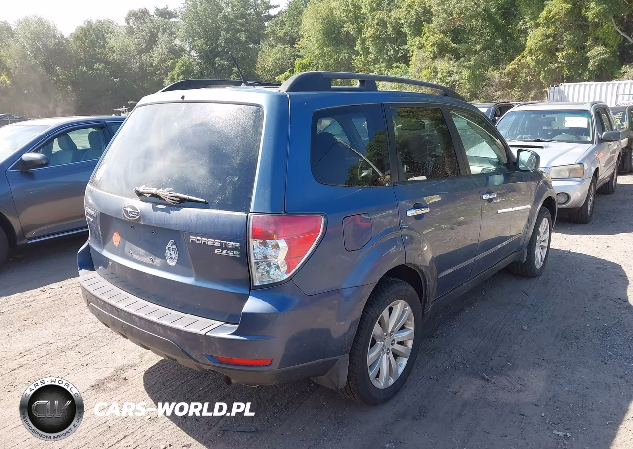2011 Subaru Forester 2.5X Premium VIN:JF2SHADC7BH763442 - 4