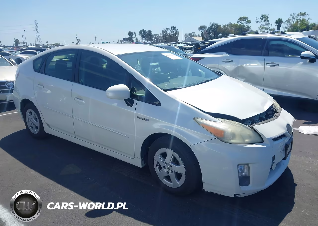 2011 Toyota Prius Two VIN:JTDKN3DU9B0322275 - 1
