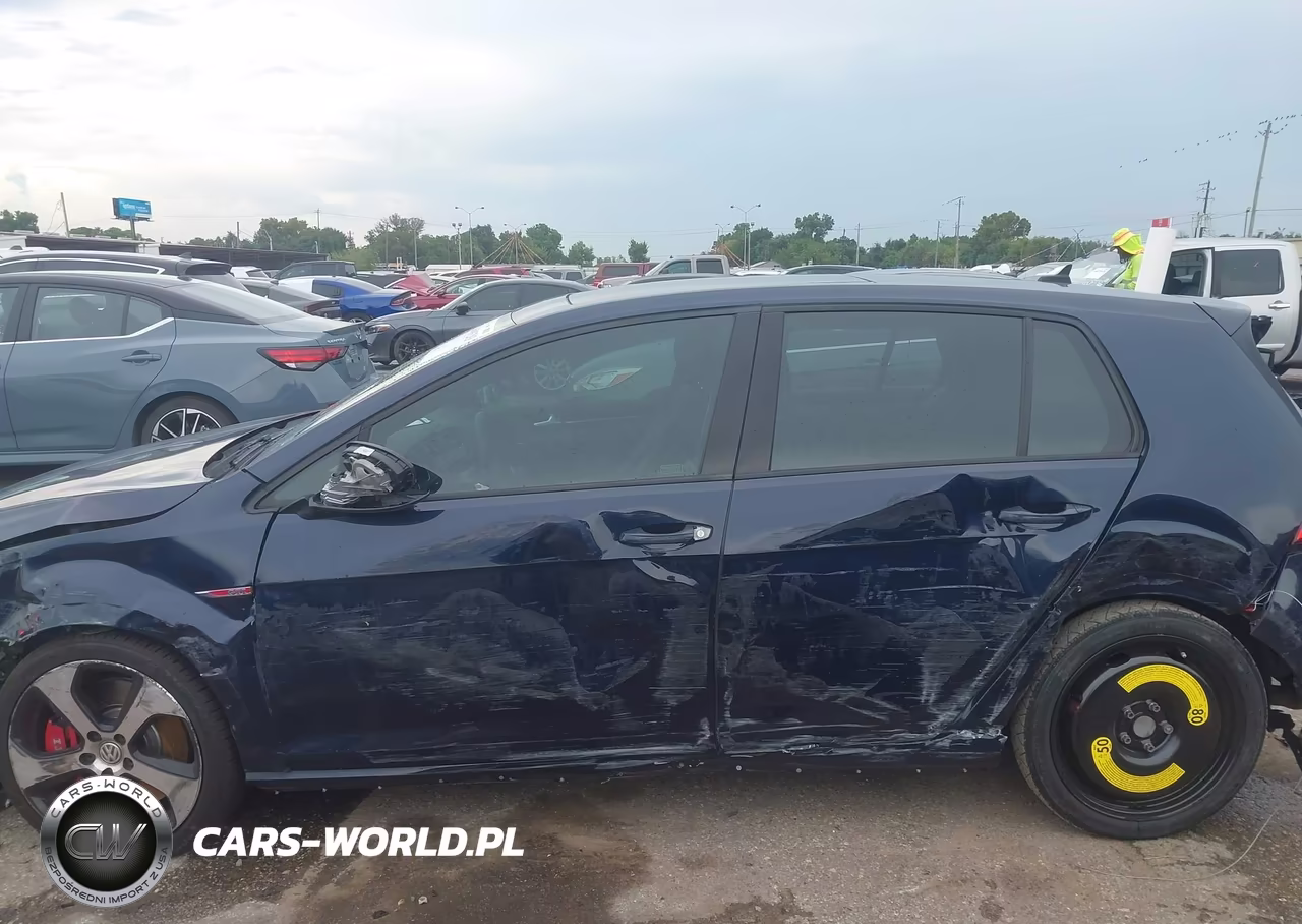 2015 Volkswagen Golf Gti 2.0T Se W-Performance Package 4-Door VIN:3VW447AUXFM097937 - 14