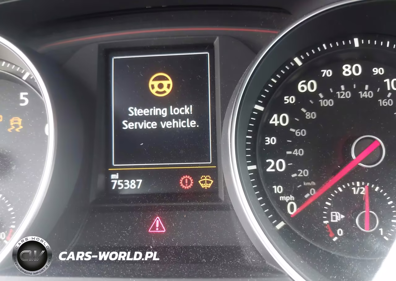 2015 Volkswagen Golf Gti 2.0T Se W-Performance Package 4-Door VIN:3VW447AUXFM097937 - 15