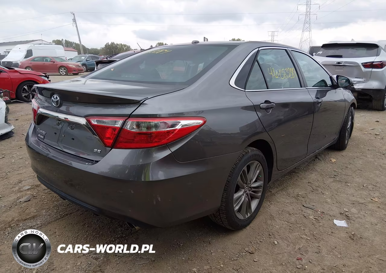 2017 Toyota Camry Se VIN:4T1BF1FK6HU425311 - 4