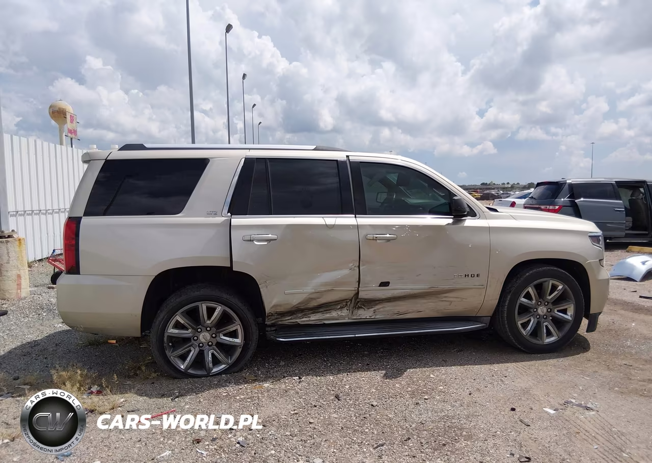 2015 Chevrolet Tahoe Ltz VIN:1GNSCCKC3FR226991 - 13