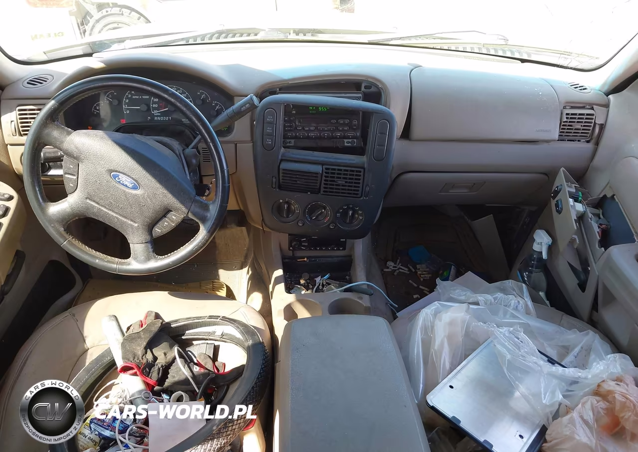 2002 Ford Explorer Xlt VIN:1FMZU73W12UD59353 - 5