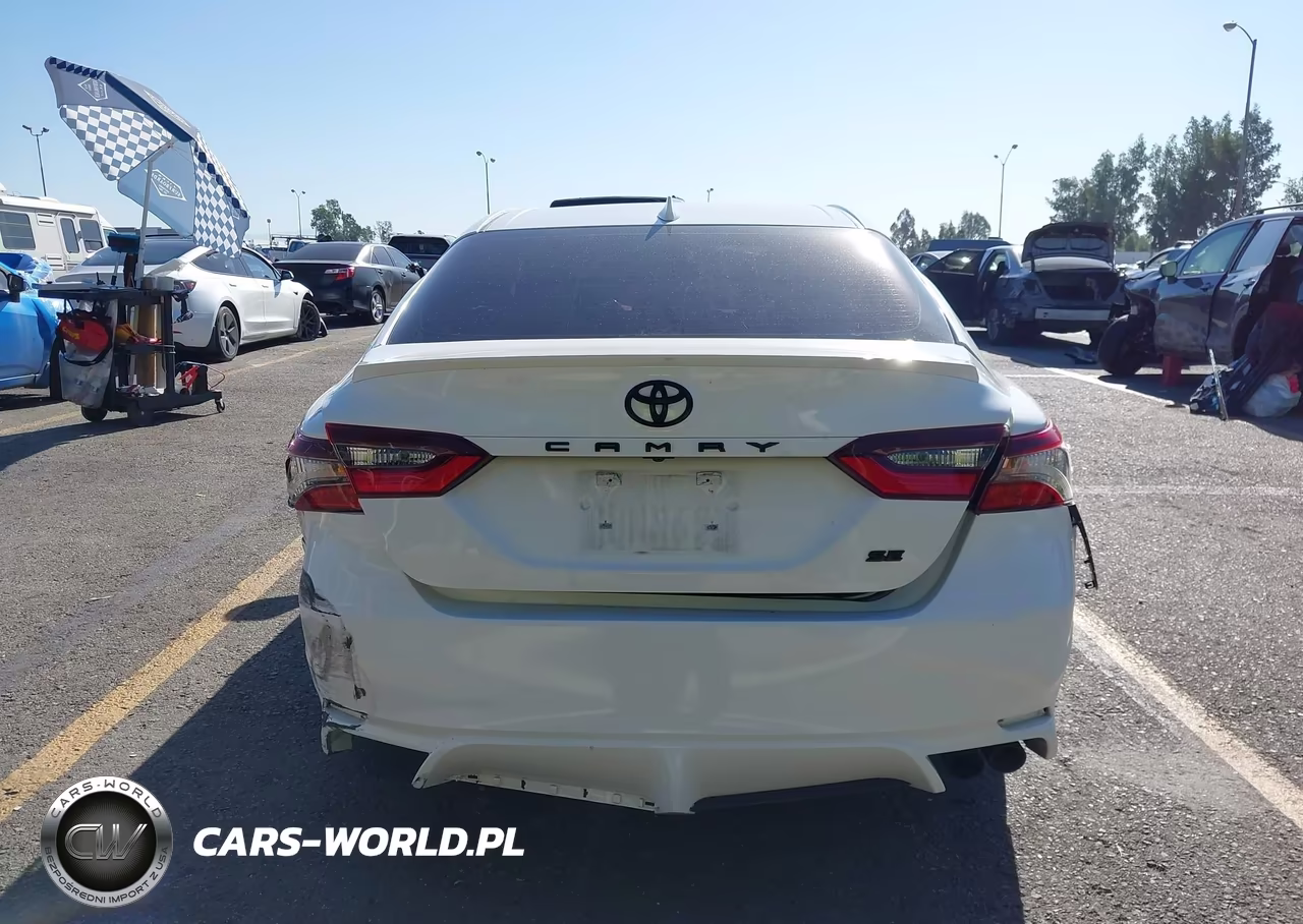 2021 Toyota Camry Se VIN:4T1T11AK3MU533843 - 18