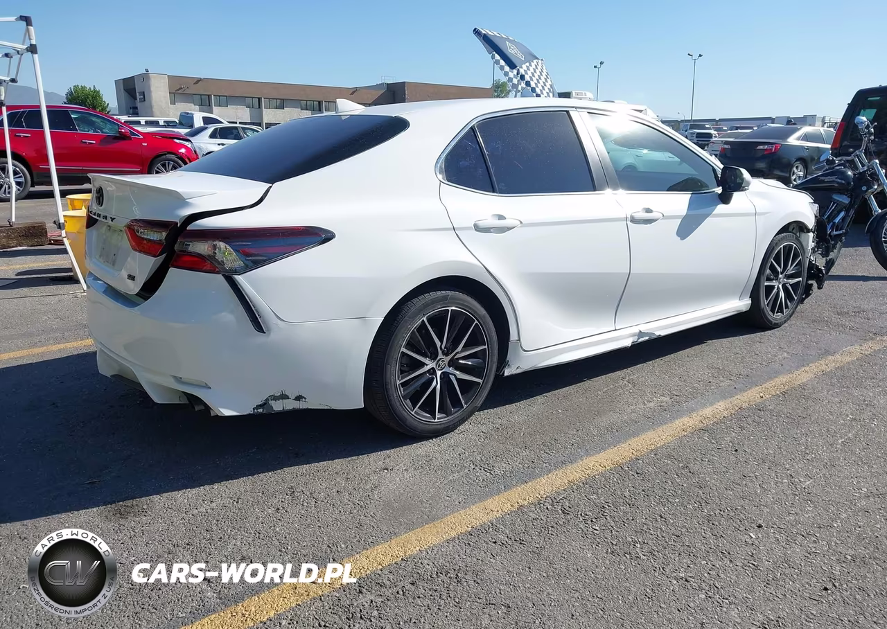 2021 Toyota Camry Se VIN:4T1T11AK3MU533843 - 4