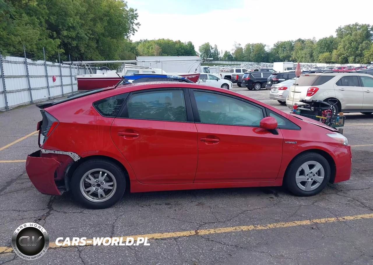 2011 Toyota Prius Three VIN:JTDKN3DU7B0314661 - 13
