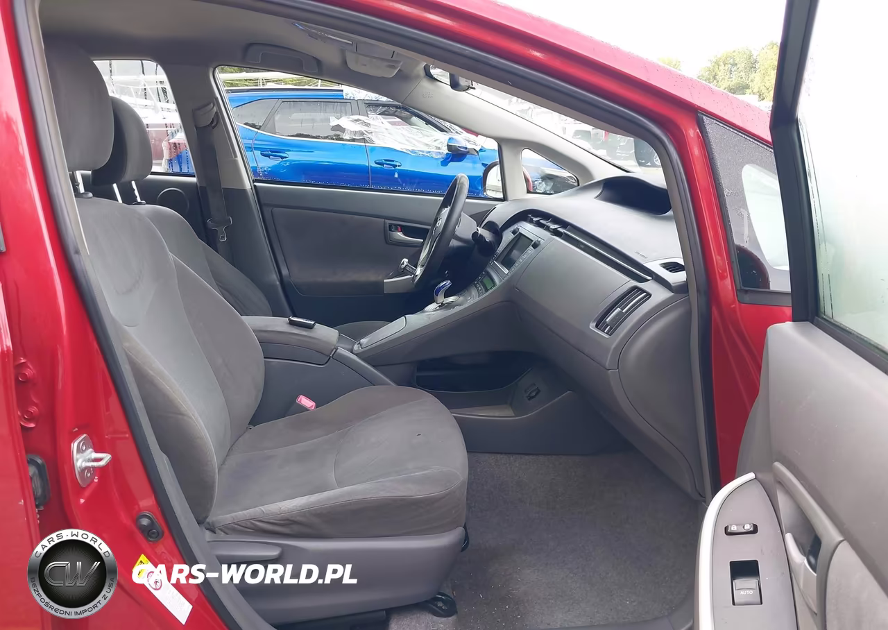 2011 Toyota Prius Three VIN:JTDKN3DU7B0314661 - 5