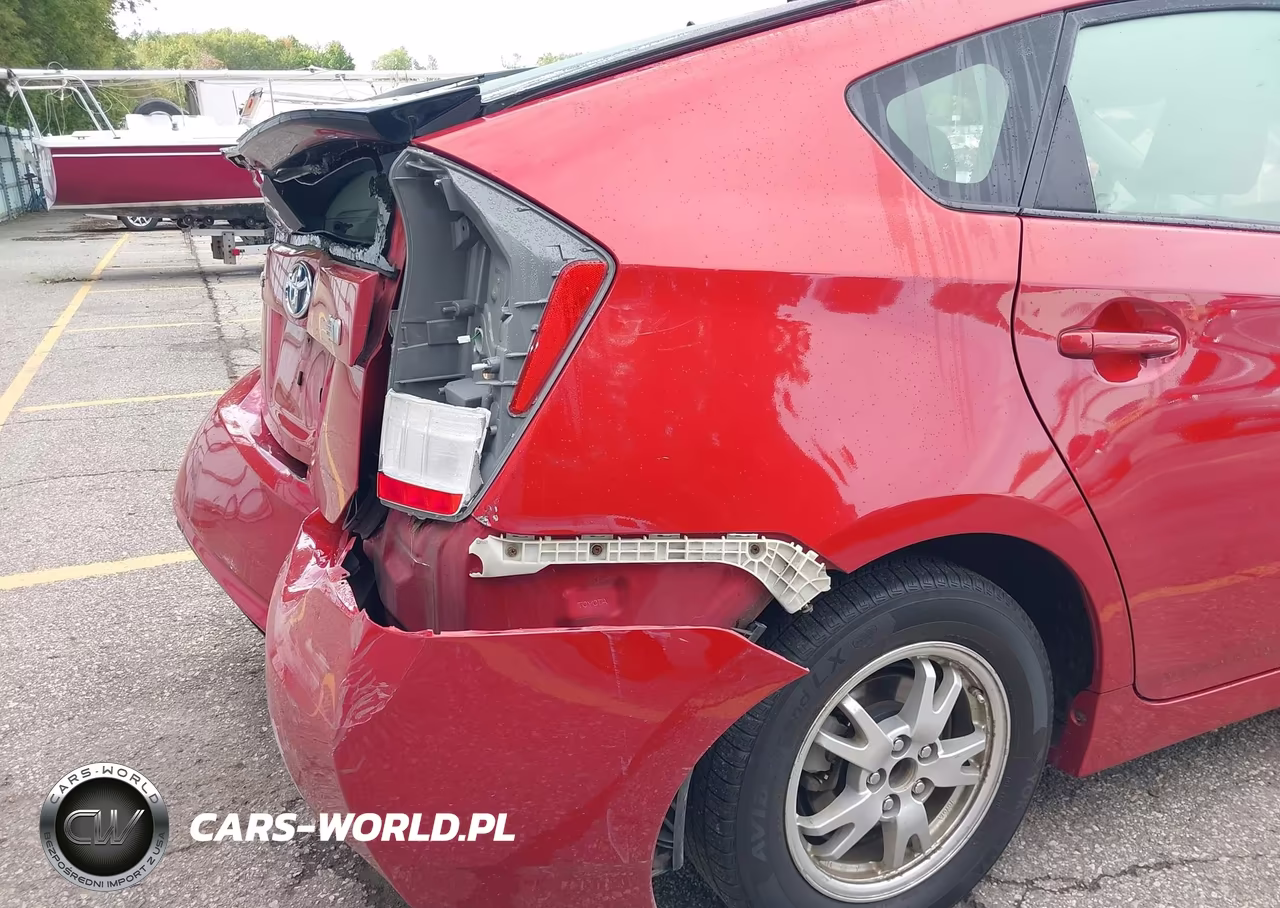 2011 Toyota Prius Three VIN:JTDKN3DU7B0314661 - 6