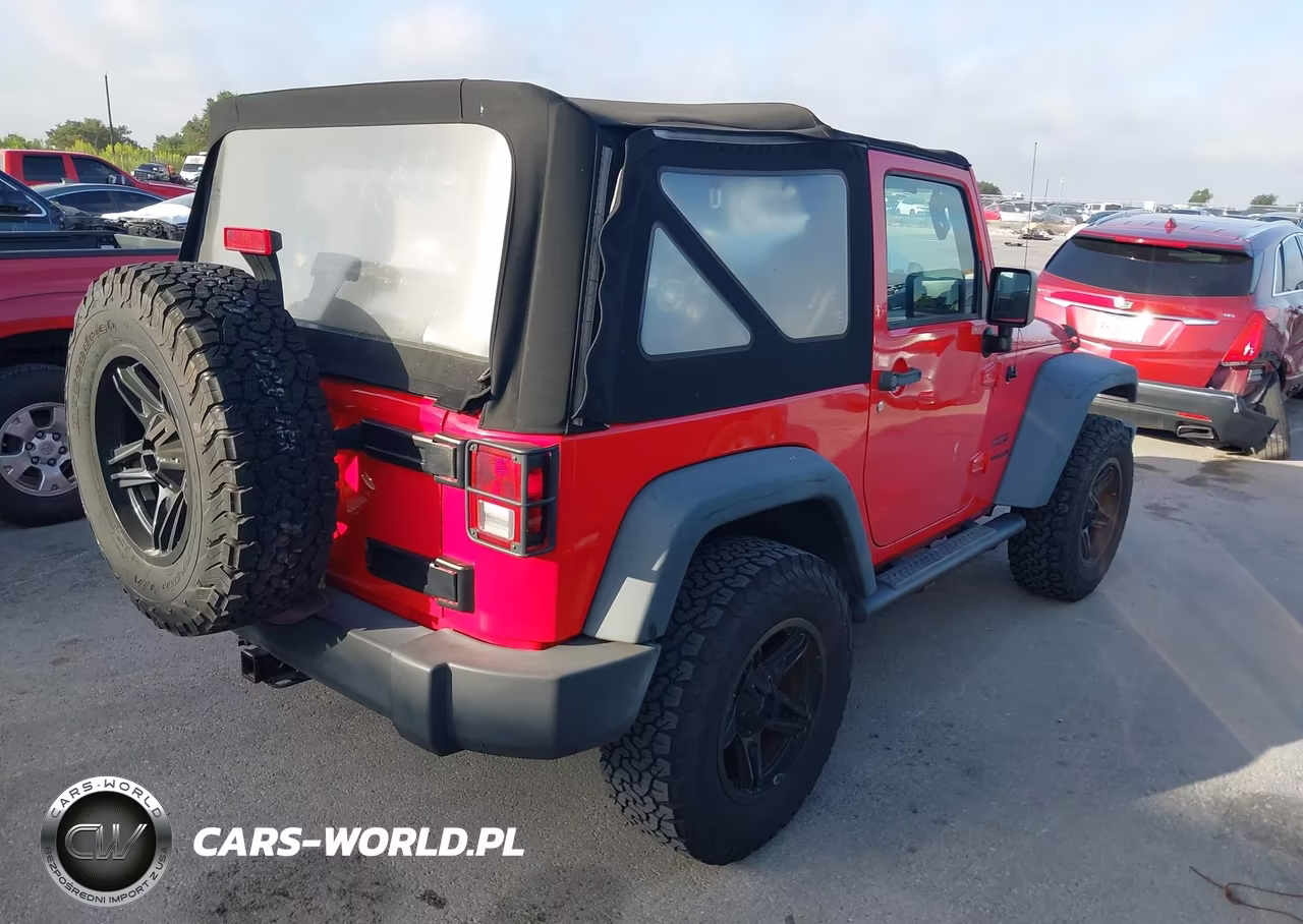 2016 Jeep Wrangler Sport VIN:1C4AJWAG3GL140665 - 4