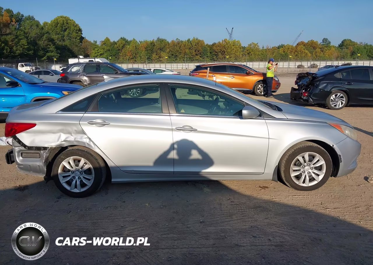 2011 Hyundai Sonata Gls VIN:5NPEB4AC3BH151257 - 13