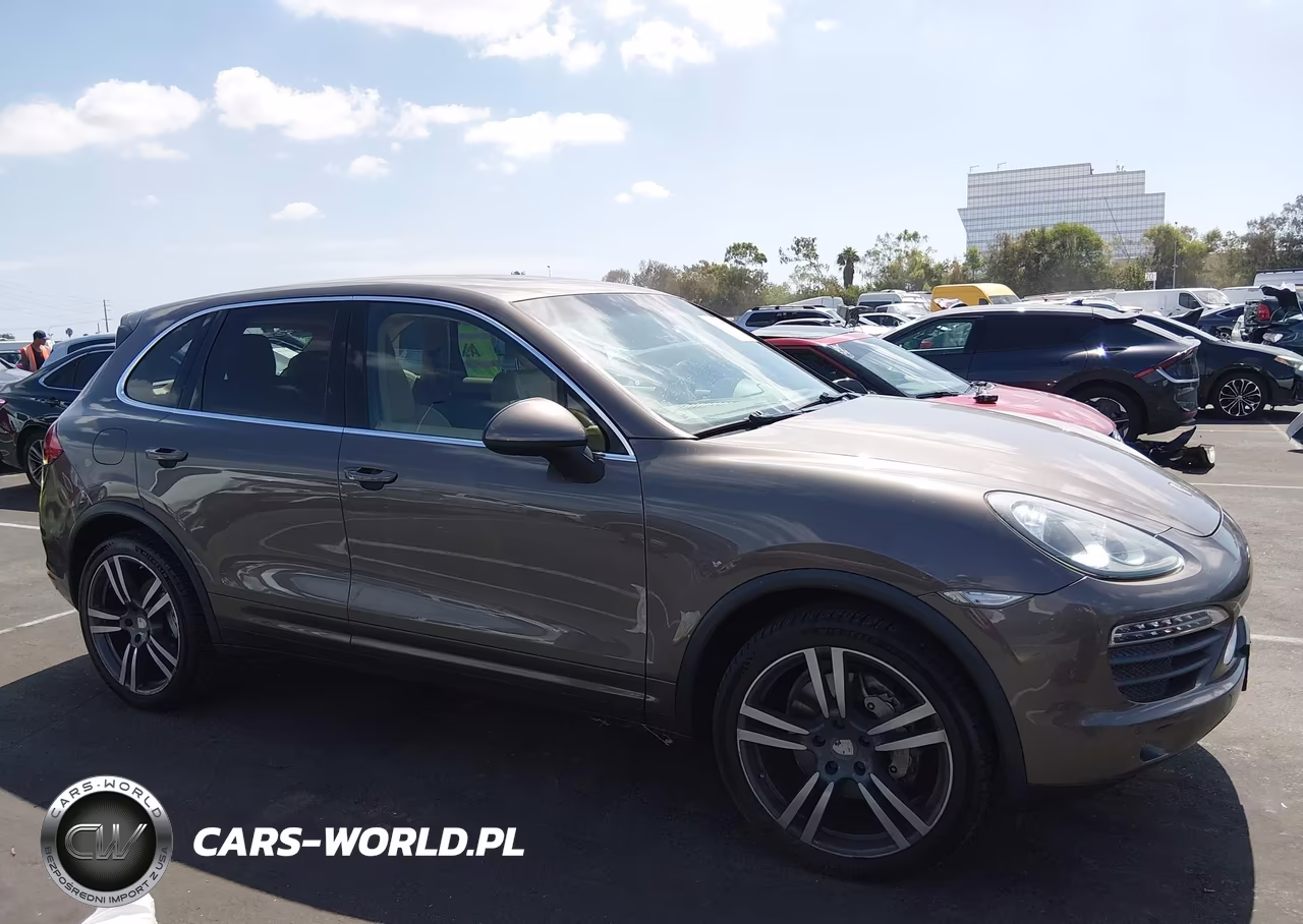 2011 Porsche Cayenne S VIN:WP1AB2A24BLA43041 - 13