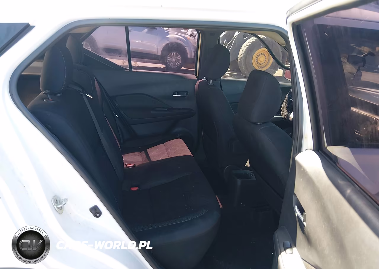 2018 Nissan Kicks Sv VIN:3N1CP5CU5JL527964 - 8
