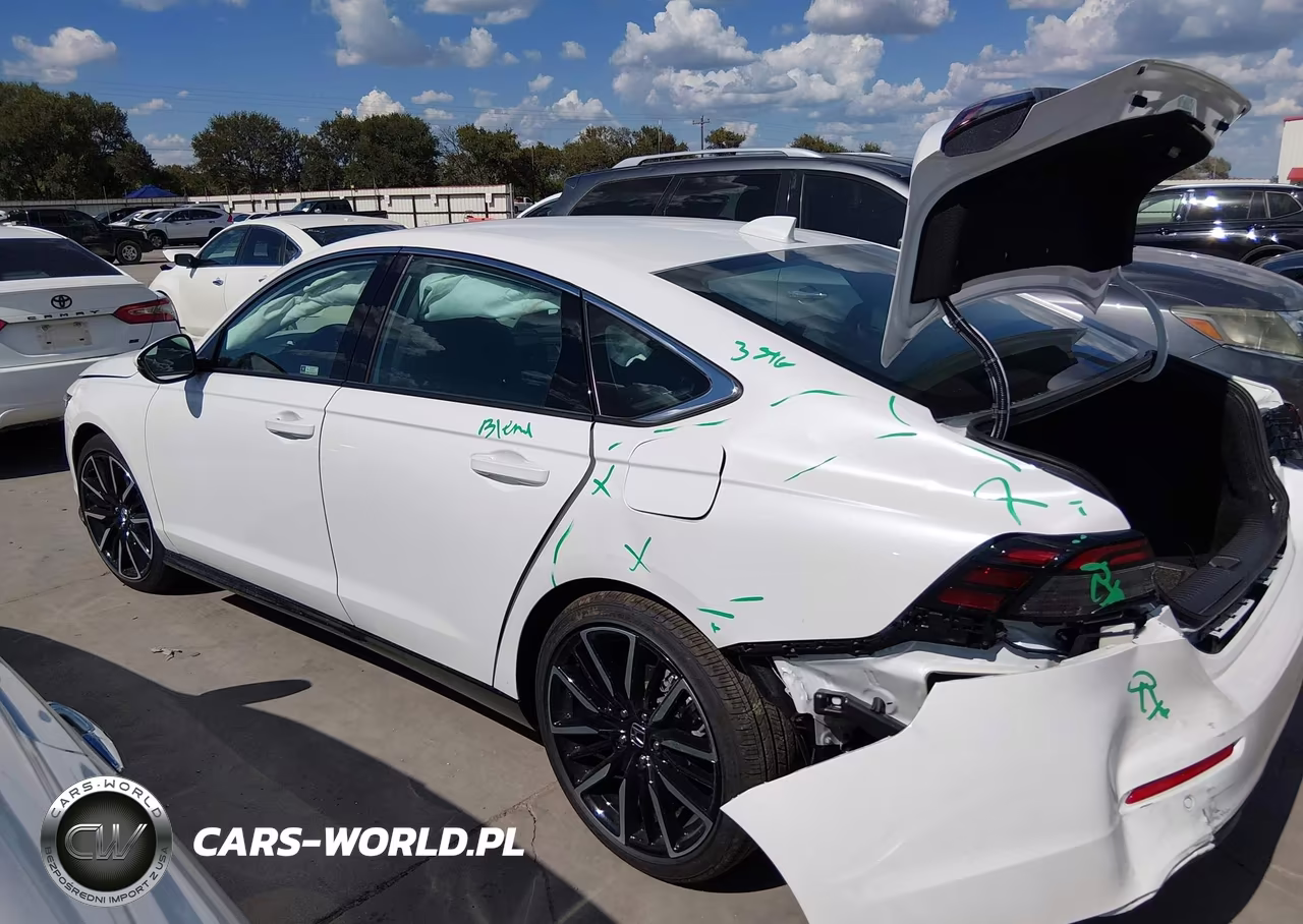 2026 Honda Accord Hybrid Touring VIN:1HGCY2F82TA051756 - 14