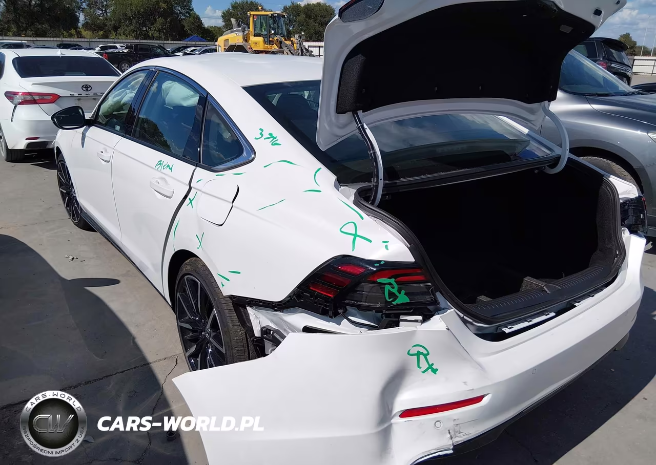 2026 Honda Accord Hybrid Touring VIN:1HGCY2F82TA051756 - 3