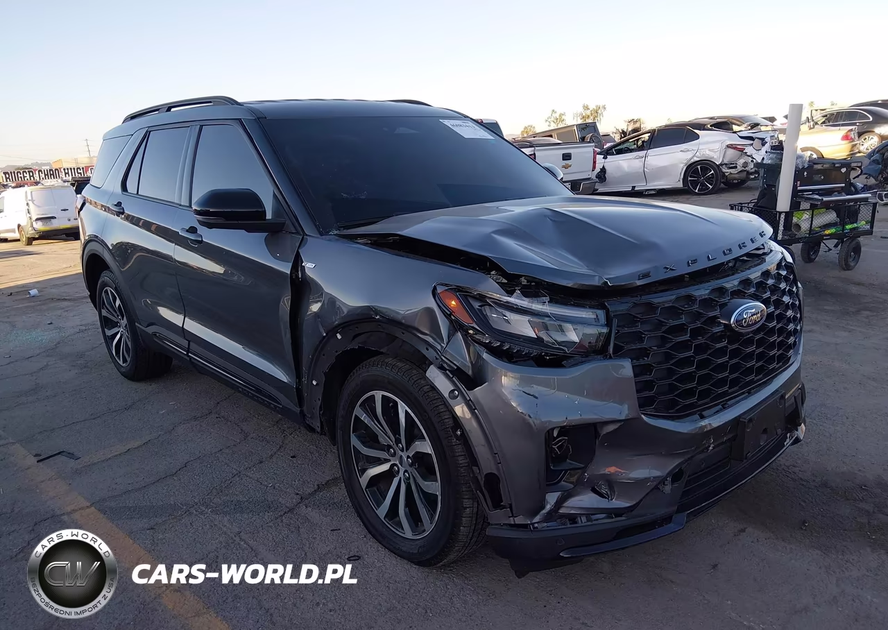 2025 Ford Explorer St-Line