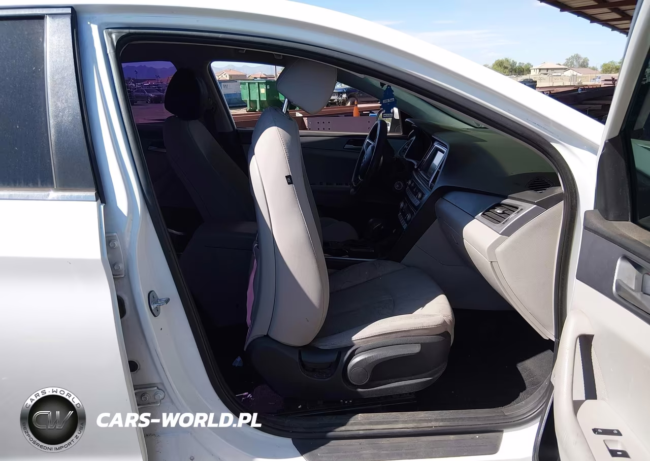 2019 Hyundai Sonata Se VIN:5NPE24AF2KH792782 - 5