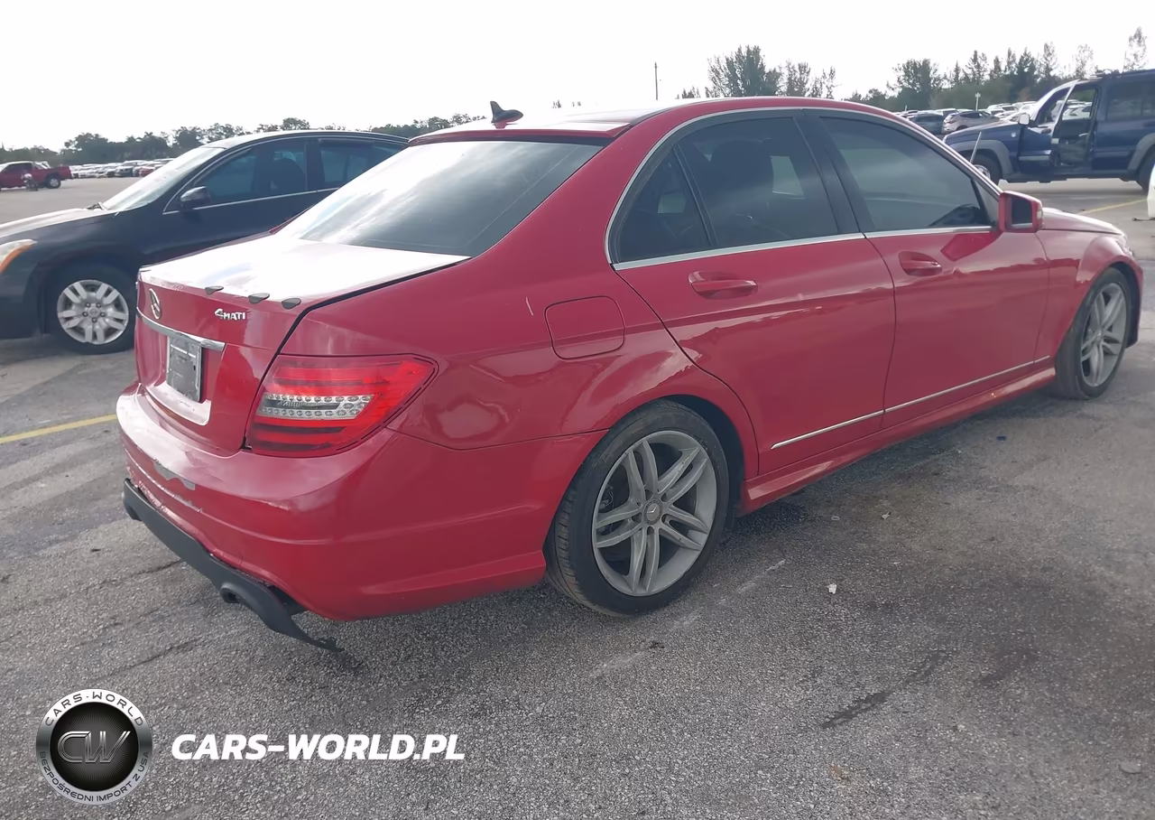 2012 Mercedes-Benz C 300 Luxury 4Matic-Sport 4Matic VIN:WDDGF8BB1CR204306 - 4