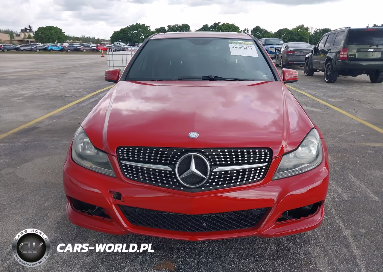 2012 Mercedes-Benz C 300 Luxury 4Matic-Sport 4Matic VIN:WDDGF8BB1CR204306 - 6