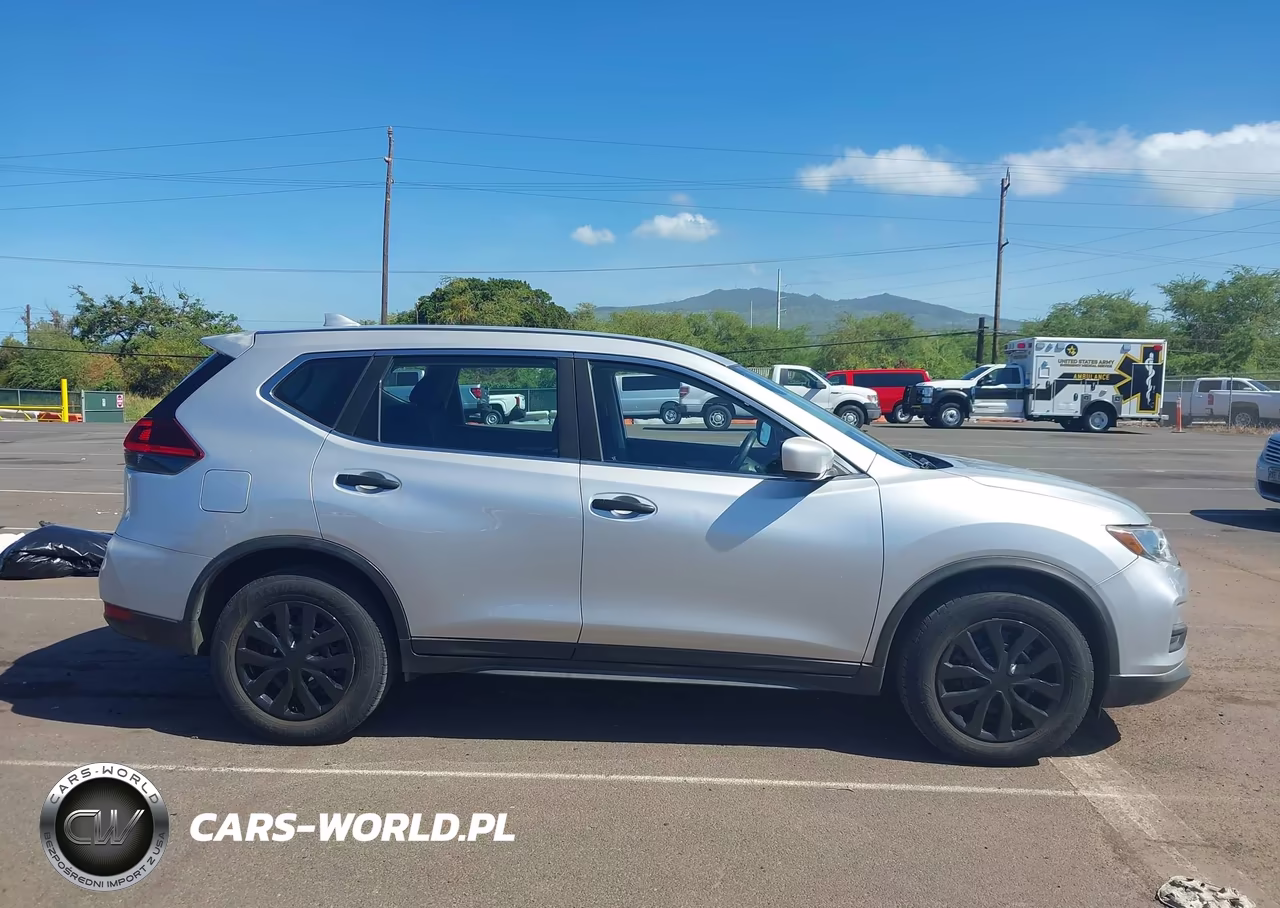 2019 Nissan Rogue S VIN:KNMAT2MT3KP519727 - 13