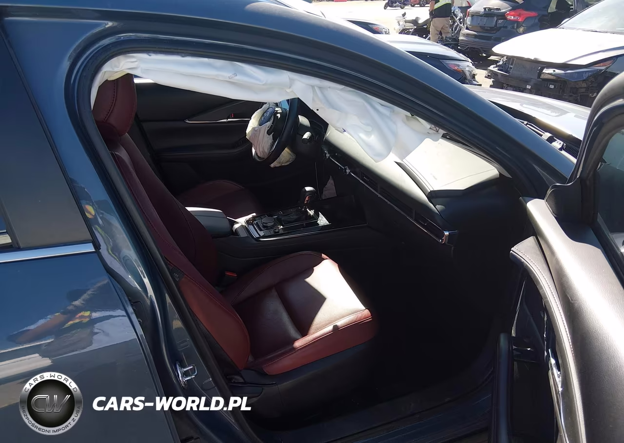 2022 Mazda Cx-30 Carbon Edition VIN:3MVDMBCL8NM439103 - 5