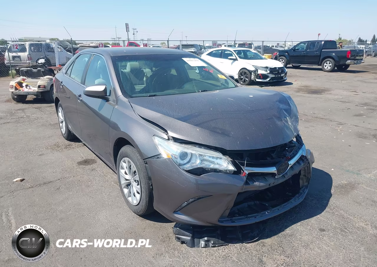 2015 Toyota Camry Le
