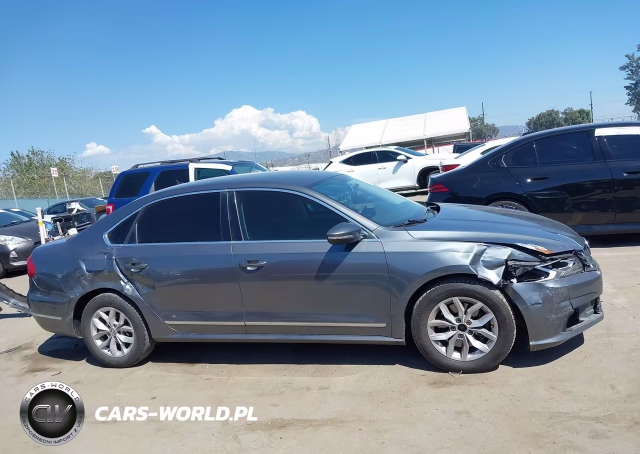 2016 Volkswagen Passat 1.8T S VIN:1VWAT7A35GC036673 - 13