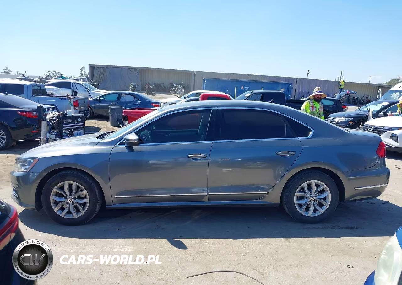 2016 Volkswagen Passat 1.8T S VIN:1VWAT7A35GC036673 - 14