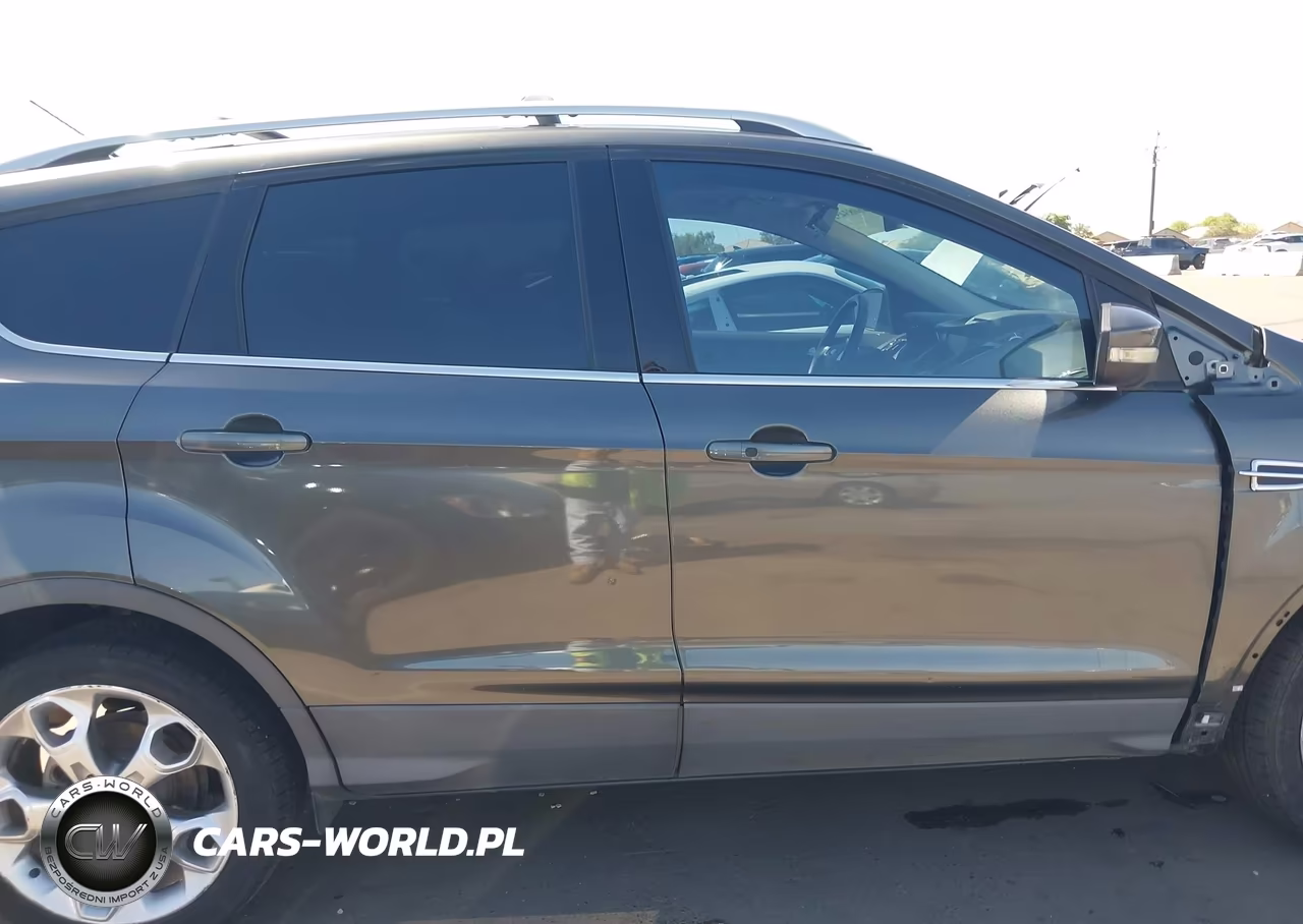 2015 Ford Escape Titanium VIN:1FMCU0J92FUA25736 - 14