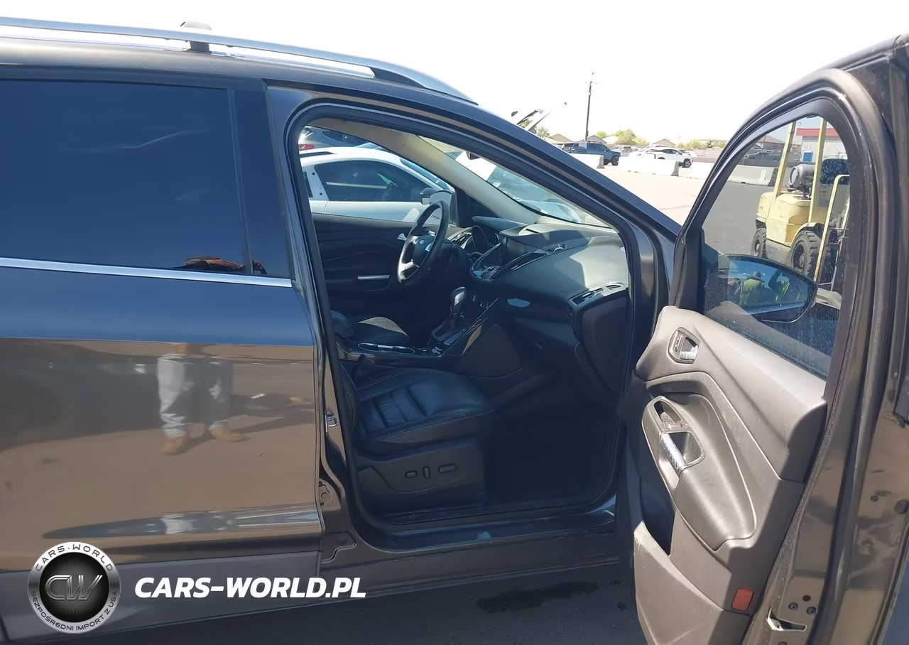 2015 Ford Escape Titanium VIN:1FMCU0J92FUA25736 - 5