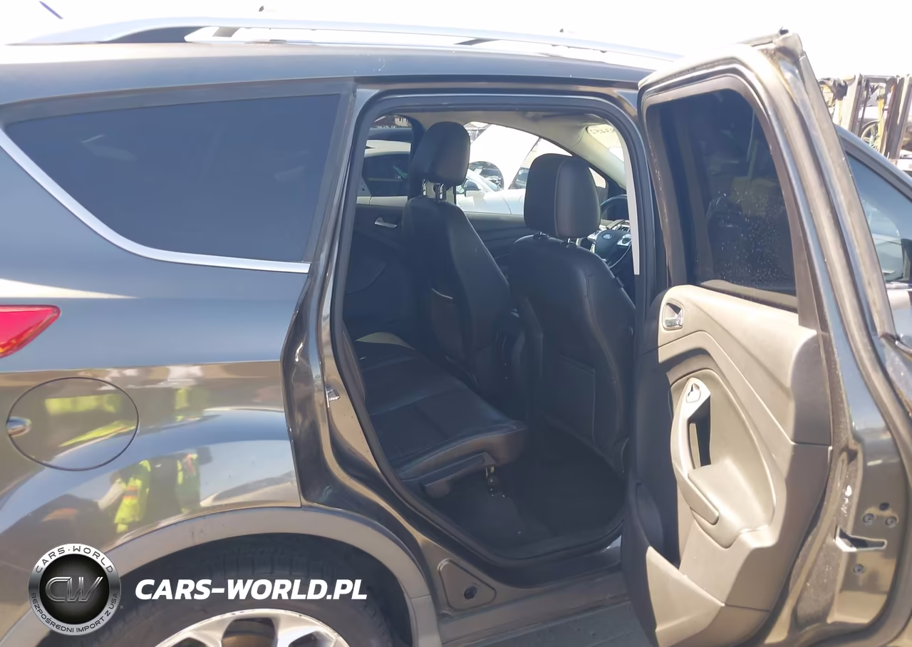 2015 Ford Escape Titanium VIN:1FMCU0J92FUA25736 - 8
