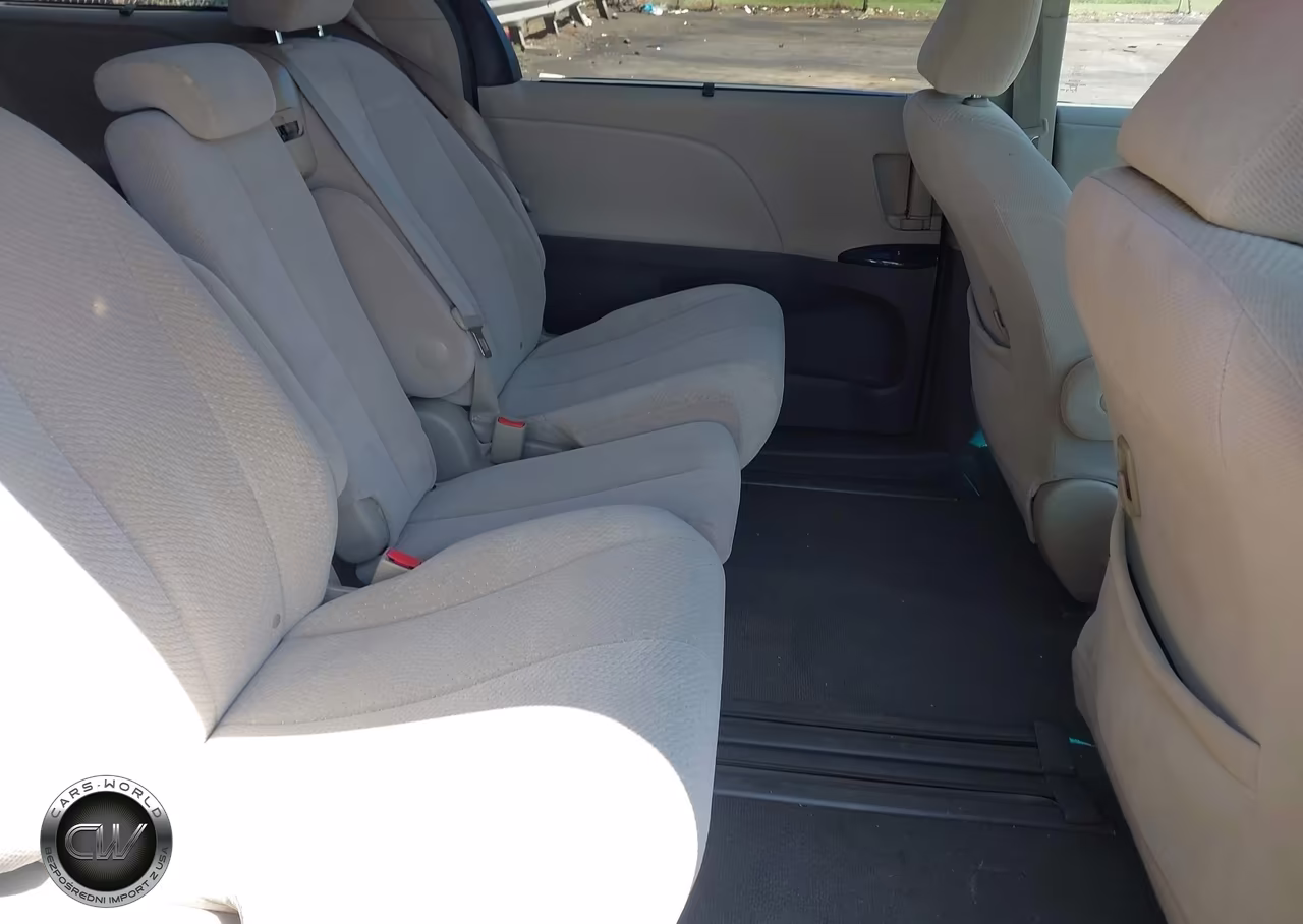 2011 Toyota Sienna Le V6 VIN:5TDKK3DC9BS103314 - 8