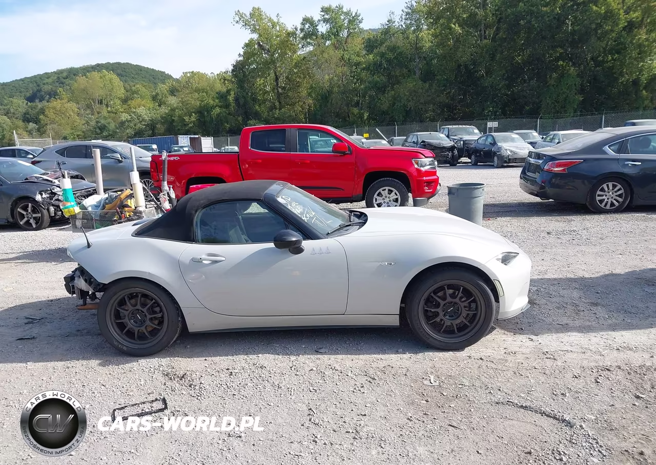 2016 Mazda Mx-5 Miata Sport VIN:JM1NDAB75G0114709 - 13