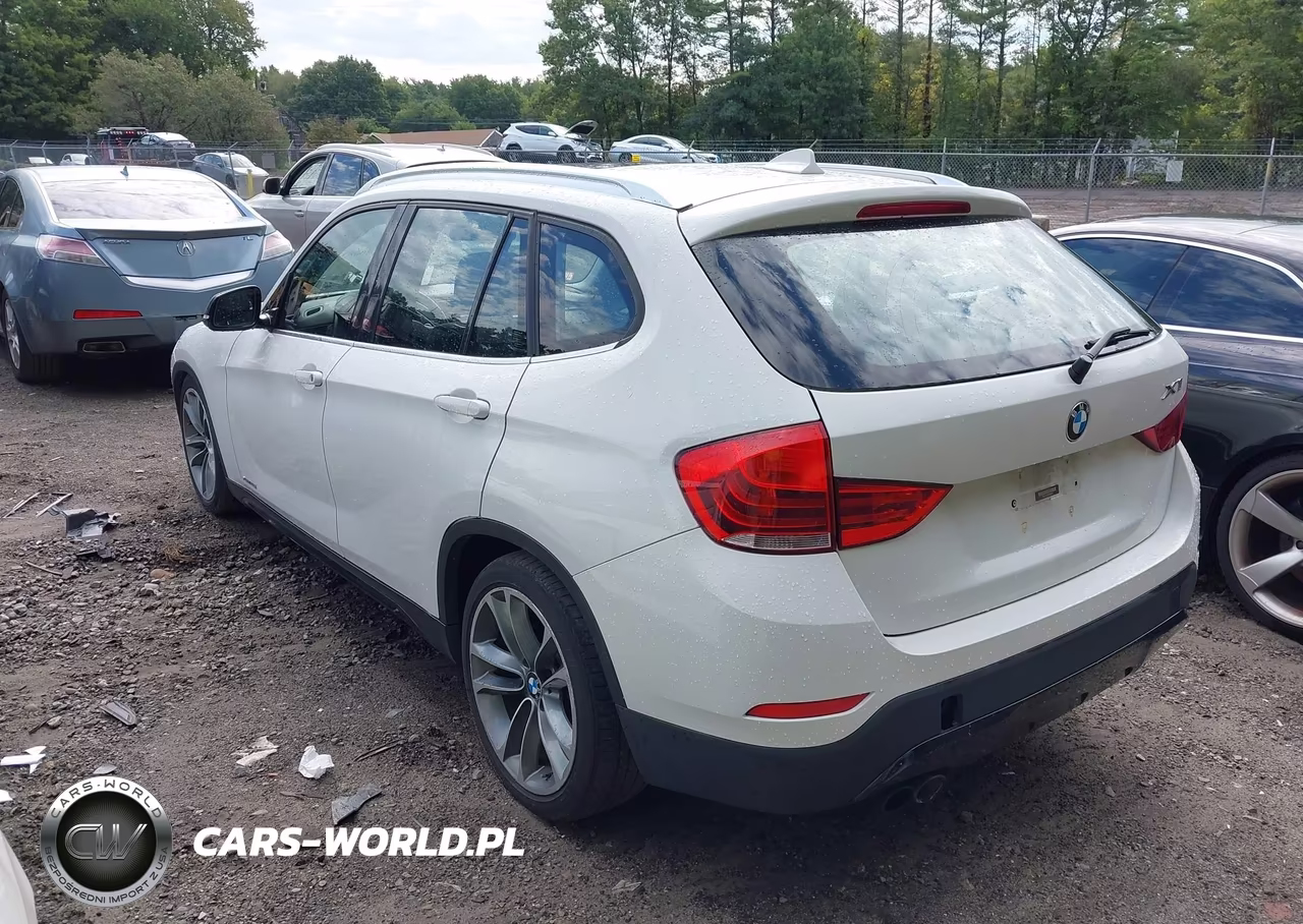 2013 BMW X1 xDrive28I VIN:WBAVL1C55DVR92376 - 3