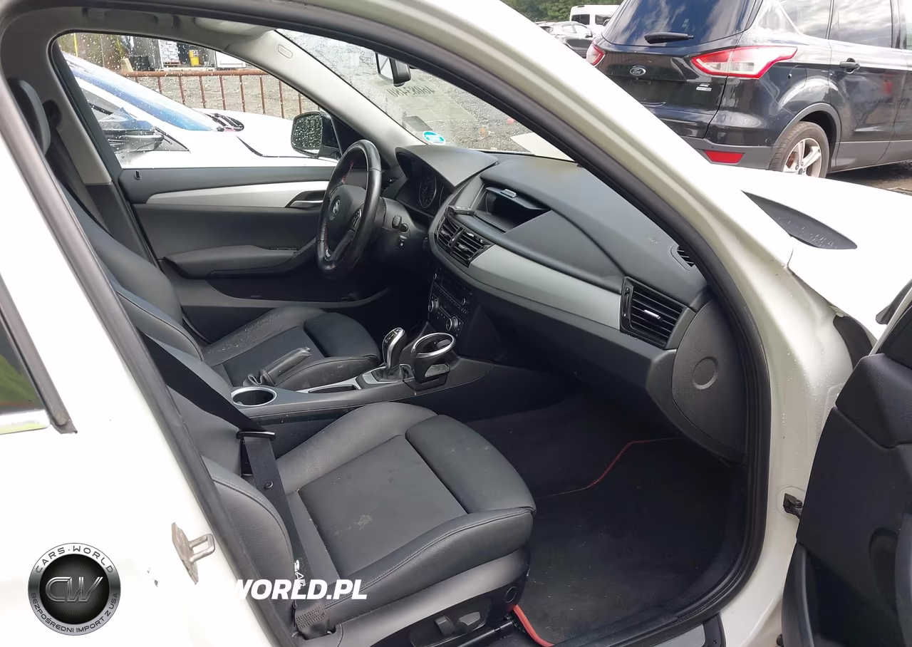 2013 BMW X1 xDrive28I VIN:WBAVL1C55DVR92376 - 5