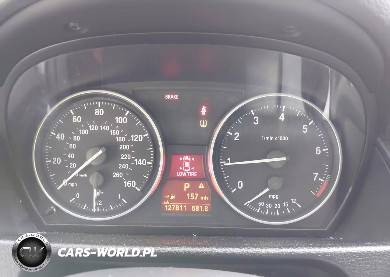 2013 BMW X1 xDrive28I VIN:WBAVL1C55DVR92376 - 7