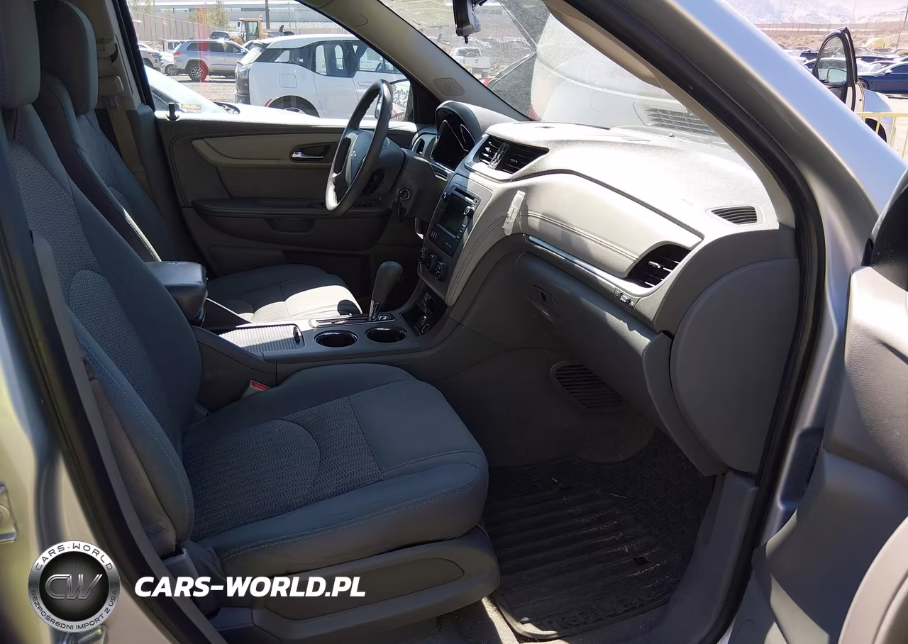 2016 Chevrolet Traverse Ls VIN:1GNKVFED6GJ247169 - 5