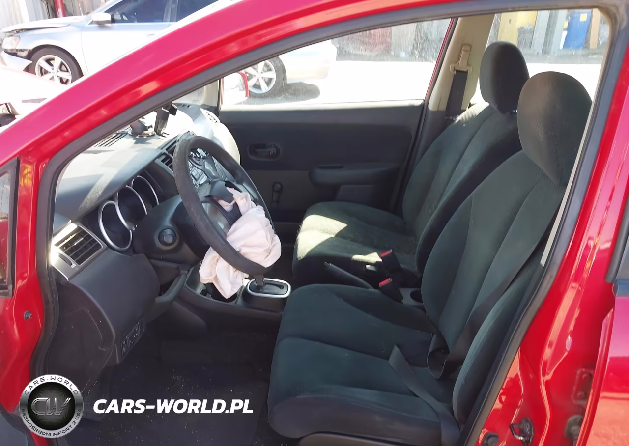 2010 Nissan Versa 1.8S VIN:3N1BC1CP3AL458234 - 5