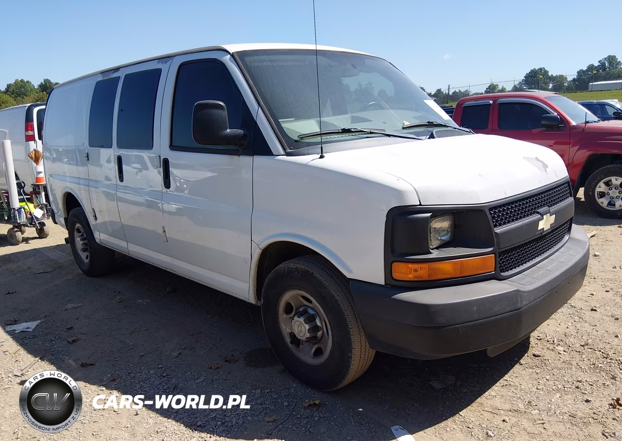 2011 Chevrolet Express 2500 Work Van VIN:1GCWGFCA3B1135791 - 1