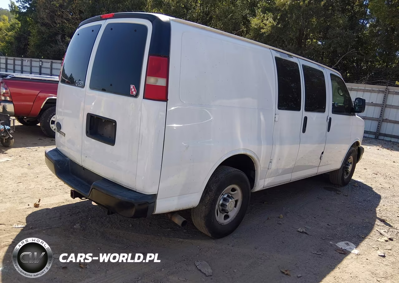 2011 Chevrolet Express 2500 Work Van VIN:1GCWGFCA3B1135791 - 4