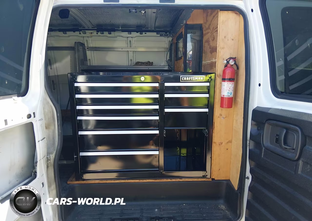 2011 Chevrolet Express 2500 Work Van VIN:1GCWGFCA3B1135791 - 8