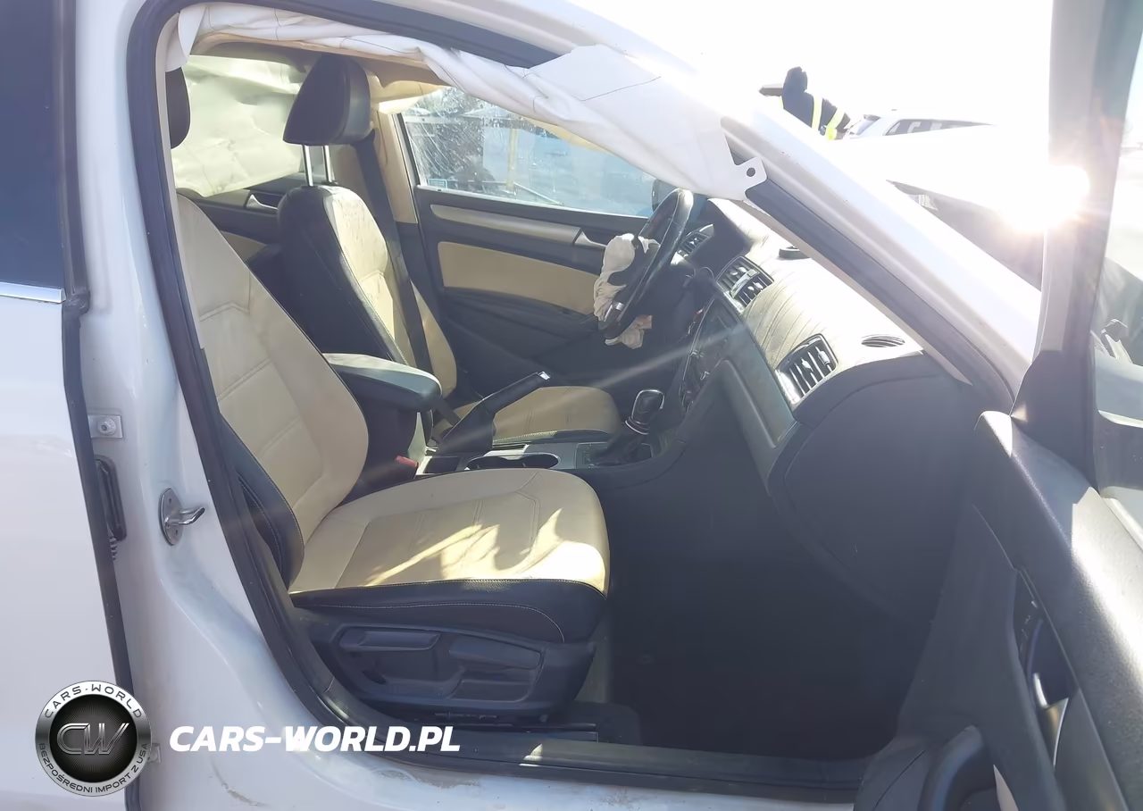 2015 Volkswagen Passat 2.0L Tdi Se VIN:1VWBV7A30FC057749 - 5