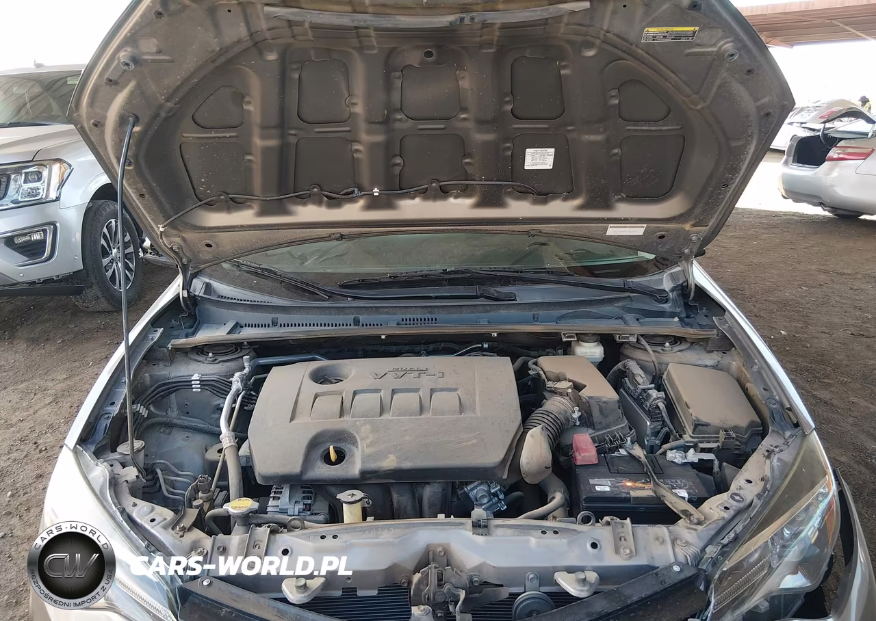 2017 Toyota Corolla Le VIN:5YFBURHE3HP673643 - 10