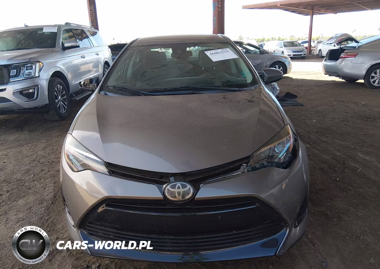 2017 Toyota Corolla Le VIN:5YFBURHE3HP673643 - 12