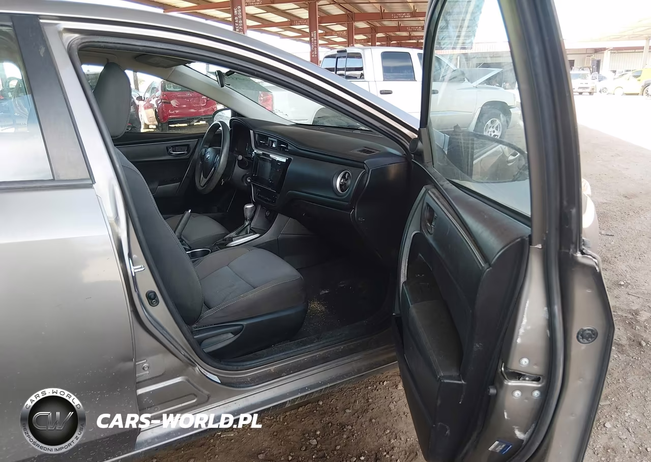 2017 Toyota Corolla Le VIN:5YFBURHE3HP673643 - 5
